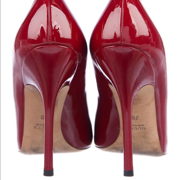 🍒Authentic Gucci Patent Leather Pumps💄 - Picture 3 of 10